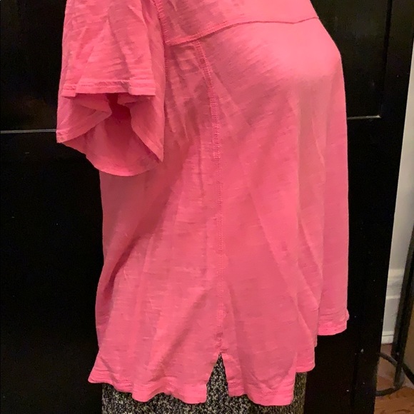 Pink top - Picture 2 of 4